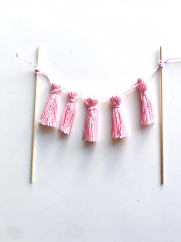 Topper tassels