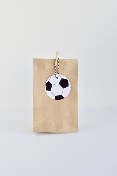 bolsa, bolsita papel, bolsita chuches, bolsita balón fútbol, comunión