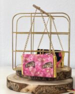 foto alternativa 3 chocolatina bolso pink tiger