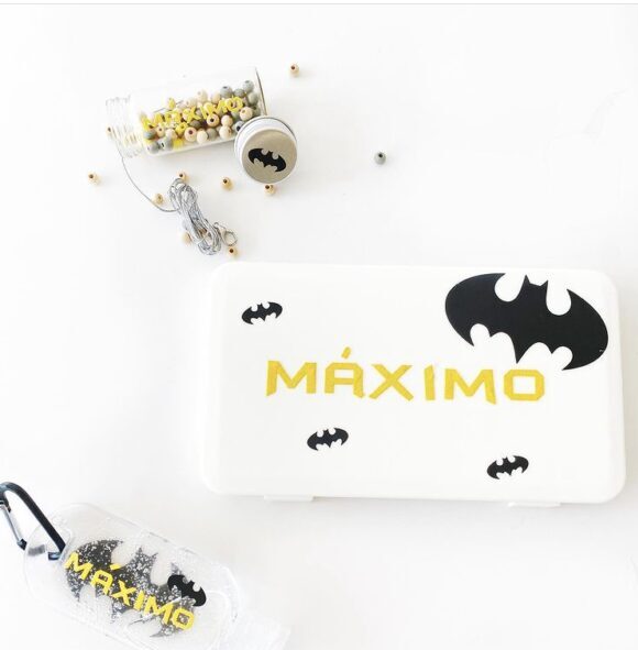 Pack caja + gel + kit cuelgamascarilla DIY Batman