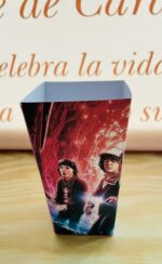 Caja de decoración de cumpleaños Strangers Things - Imagen 7